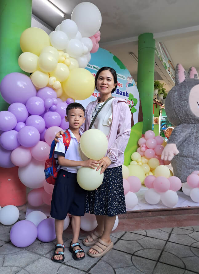 Nguyễn Đức Minh và mẹ Hồng Diễm