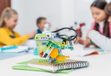 Học STEAM cho học sinh tiểu học Học Steam cho học sinh tiểu học