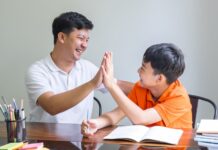 10 cách giúp trẻ tự học hiệu quả mỗi ngày 10 cách giúp trẻ tự học hiệu quả mỗi ngày